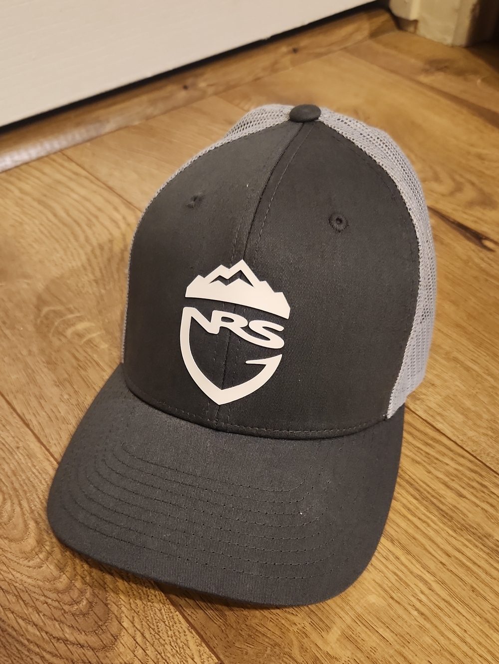 NRS Two-Tone Mesh Back Baseball Cap - Gray/Light Gray